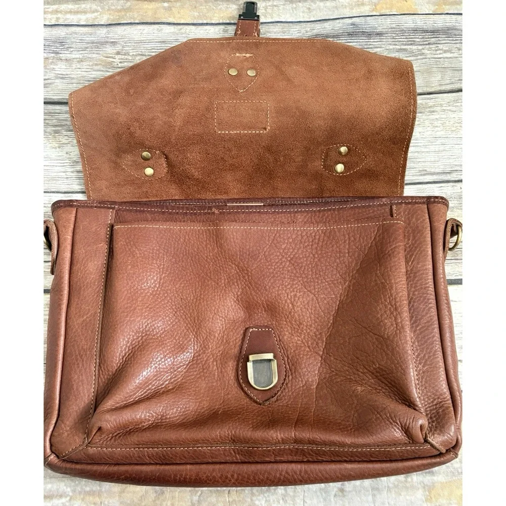 Duluth Lifetime Leather All-Business Briefcase Brown Leather - Picture 8 of 13